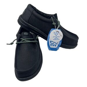 Hey Dude Wally Waxed Canvas Black M8 Water Repellent Slip On Shoes